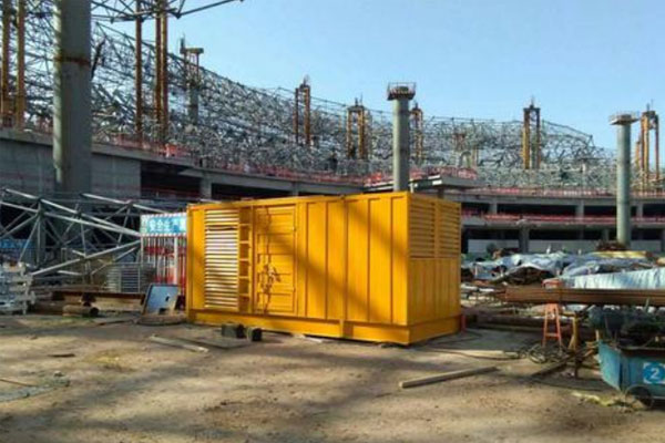 长泰发电机出租如何判断空气滤清器是否需要更换？