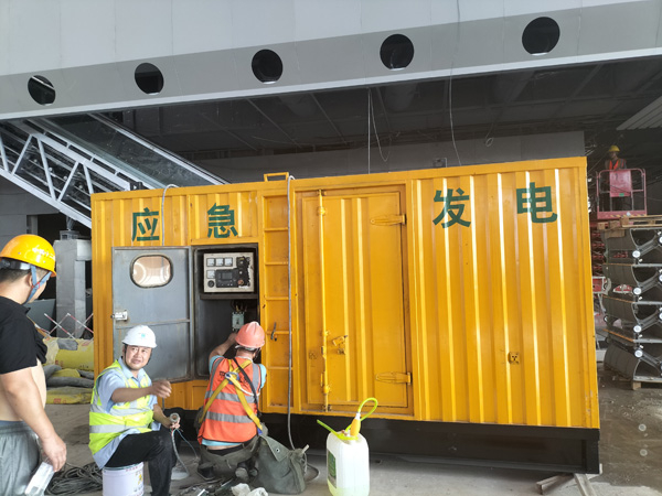 长泰怎样判断空气滤清器是否需要更换？